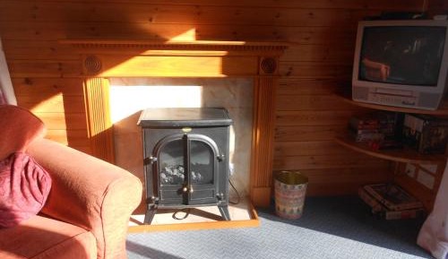 Two-Bedroom Bungalow (4 Adults)