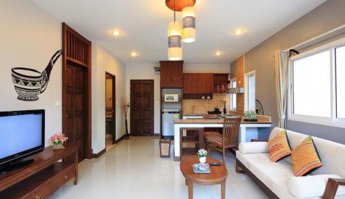 One Bedroom Grand Suite with Balcony
