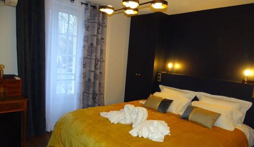 Queen Room