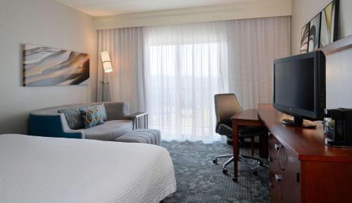 King Room with Sofabed