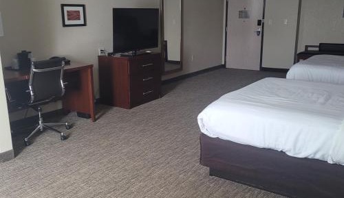 Queen Room with Two Queen Beds - Accessible/Non-Smoking 