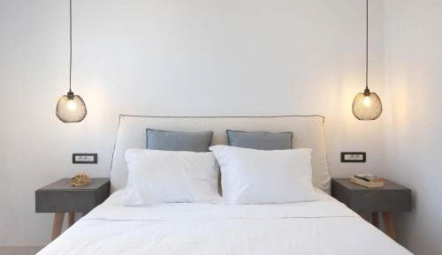 Apartment with Pool View 