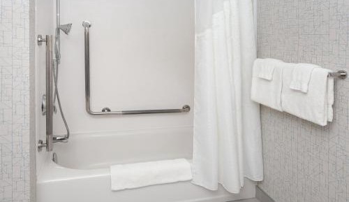 Double Room with Two Double Beds - Disability Access