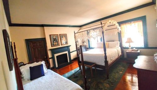 Classic Triple Room