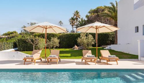 Villa with Private Pool