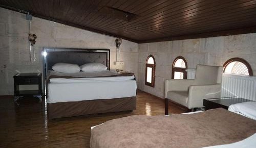 Room #678225803