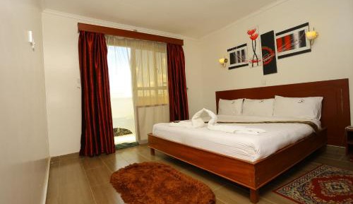 King Studio with Sofa Bed
