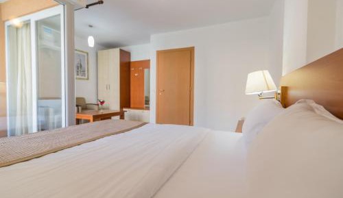 Double Room with Pool View