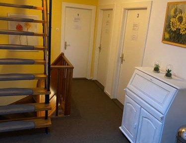 Standard Twin Room with Shared Bathroom