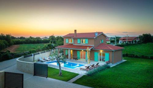 Three-Bedroom Villa