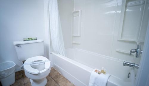 Suite with Water View