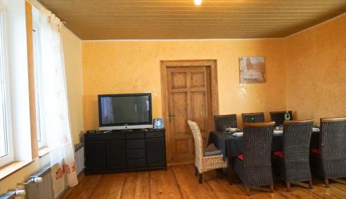Three-Bedroom Apartment - Hermine