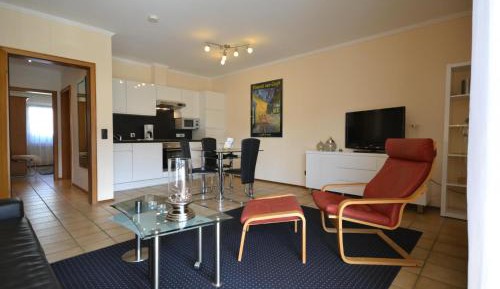 Deluxe Room (1 adult + 2 children)