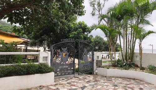 Double Room with Seaview Garden (Pet Welcome)