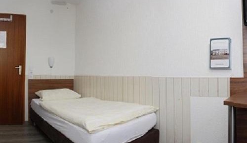 Standard Single Room with Shower