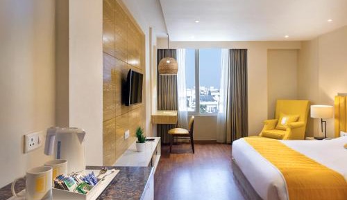 Deluxe King Room