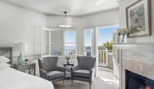 Pacific Edge Deluxe + Balcony