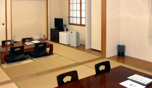 Japanese-Style Room
