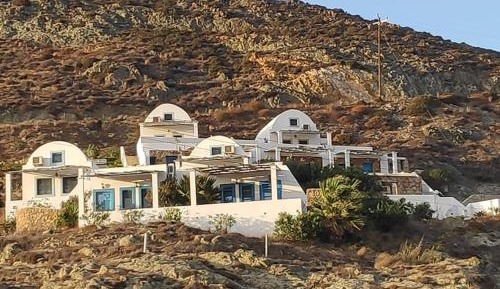 Studio Apartment with Sea View