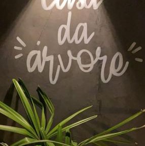 Apartment with Mountain View