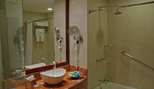 Standard Queen Room with Two Queen Beds