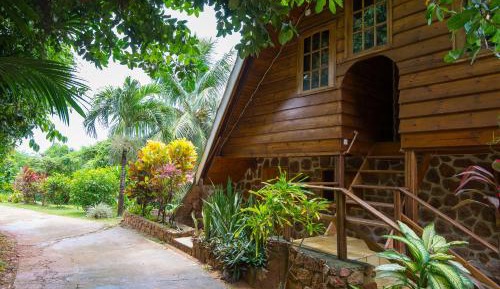 Superior wooden with Sea View