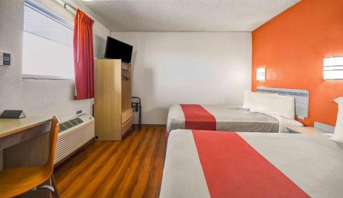 Quadruple Room - Non-Smoking