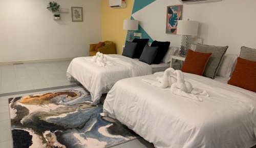 Deluxe Family Room