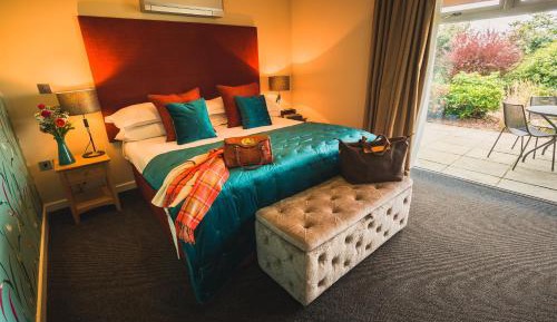 Luxury Suite