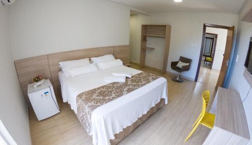 Deluxe Family Suite