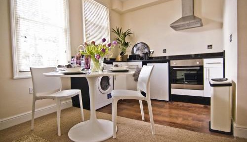 One-Bedroom Apartment (2 Adults)