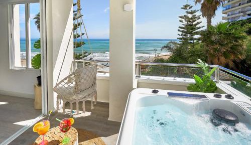 Studio with Spa Bath