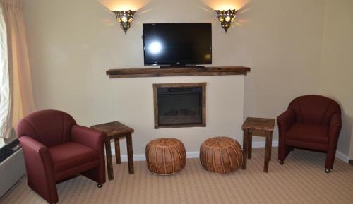 King Suite Cottage