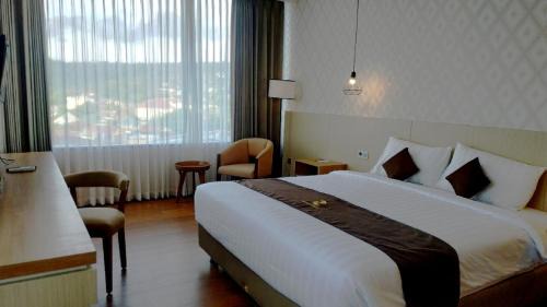Deluxe Double Room with Sea View