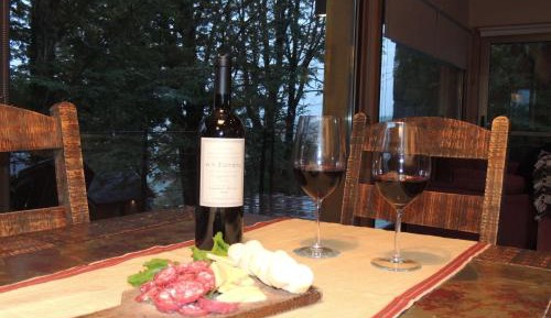 Holiday Home (8 Adults)