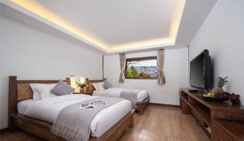 Standard Twin Room