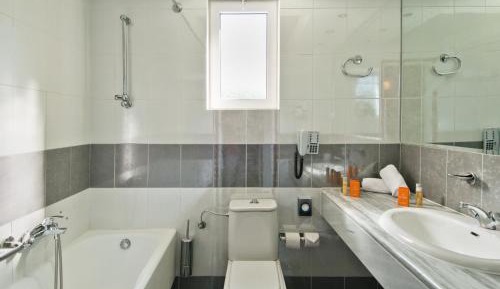 Double or Twin Room with Garden View