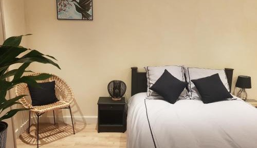 Double Room with Private Bathroom