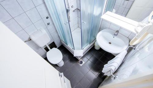 3* One-Bedroom Apartment (4 Adults)
