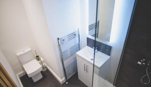 Deluxe Double Room with Shower