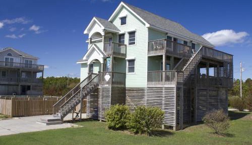 Five Bedroom Holiday Home