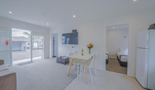 Two-bedroom Apartment with Kitchen