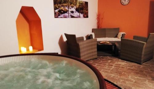 Suite with Private External Bathroom