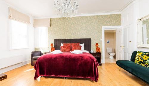 Superior Family Room