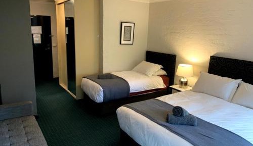 Queen Suite