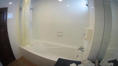 Penthouse Studio
