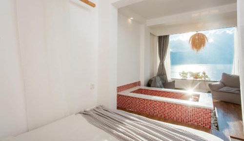 King Room with Lake View