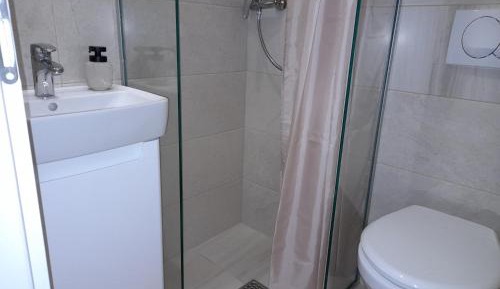 Studio with Mountain View