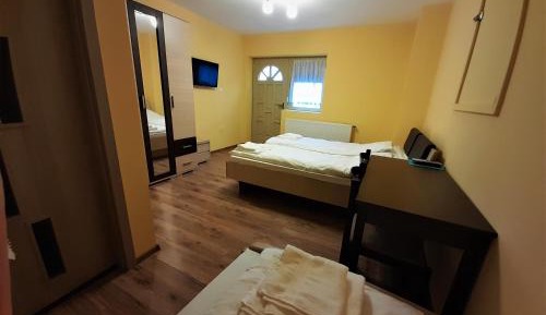 Triple Room with Bathroom