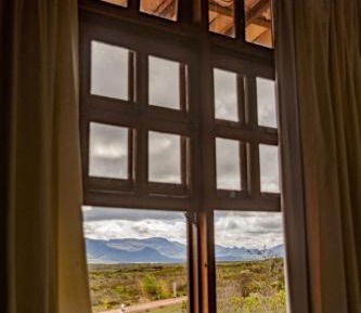 Superior Apartment with Mountain View